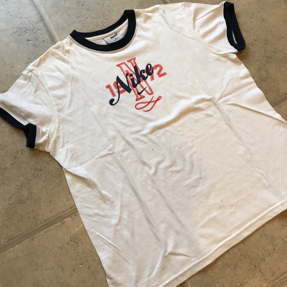 Vintage Nike White Tee w/ spell out “Nike 1972”